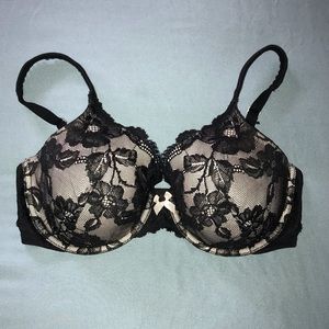 Victoria’s Secret Body by Victoria Lined Demi Bra